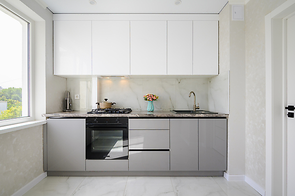 포토 JPG 해외이미지 디자인 꽃 가구 창문 새로움 바닥 아파트 주택 아이디어 사람없음 내부 앞모습 장식 화장 문 주방 기계 회색 흰색 오픈 수리 닫기 오븐 작음 난로 진열장 조리대 대리석 대여 리모델링 개조 해외202309 해외포토 식물 뷰포인트 컬러 생활용품 컨셉 재료 모션 건물 뷰티 가전제품 크기 난방기 파일형식