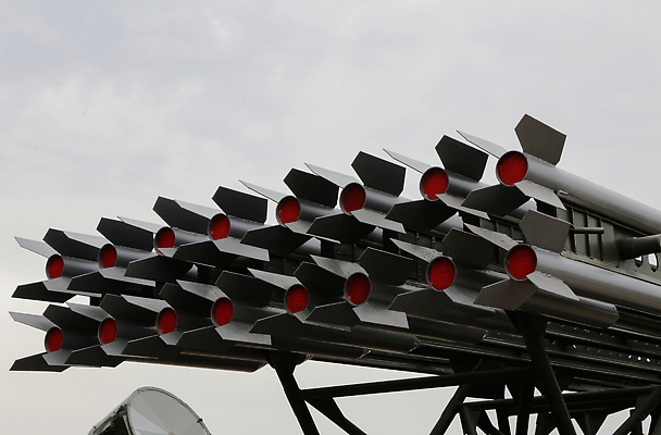 포토 JPG 해외이미지 무기 불 경비 사람없음 초록색 힘 기계 장비 로켓 방어 수비 미사일 폭발물 박물관 군용 싸움 전쟁 러시아 시스템 육군 대포 러시아인 복잡 소련 소비에트 철강 폭행 많음 해외202309 해외포토 자연요소 서양인 유럽 컬러 컨셉 모션 군대 어류 안전 폭력 범죄 보호 파일형식