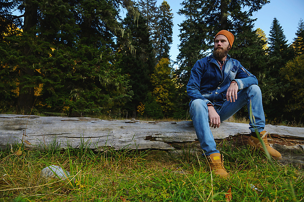 포토 JPG 해외이미지 나무 백인 라이프스타일 응시 남자 행복 여행 백그라운드 자연 수염 건강 한명 사람 앉기 풍경 성인 목재 여름 숲 통나무 힙스터 해외202309 해외포토 서양인 식물 1 시선 계절 패션 감정 재료 모션 생활 생태계 파일형식