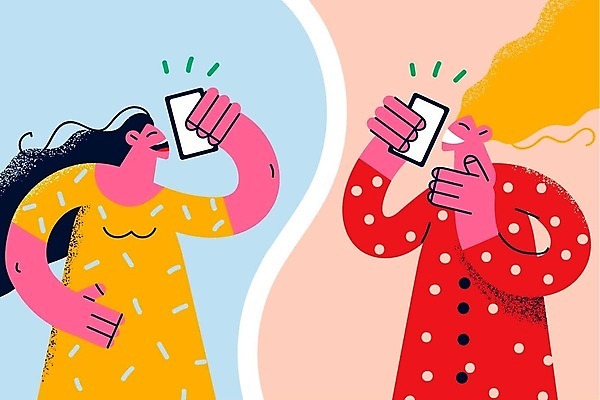 EPS 해외이미지 라이프스타일 여자 허리손 일러스트 대화 들기 손짓 상반신 성인 친구 스마트폰 통화 수다 성인여자만 해외202309 해외일러스트 포즈 관계 모션 말하기 사람 생활 핸드폰 스마트기기 여자만 성인만 파일형식 벡터