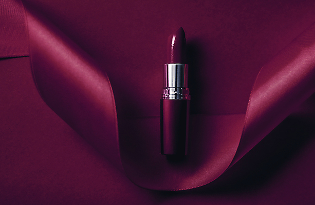 포토 JPG 해외이미지 리본 사람없음 뷰티 보라색 화장품 립스틱 오브젝트 해외202309 해외포토 컬러 파일형식