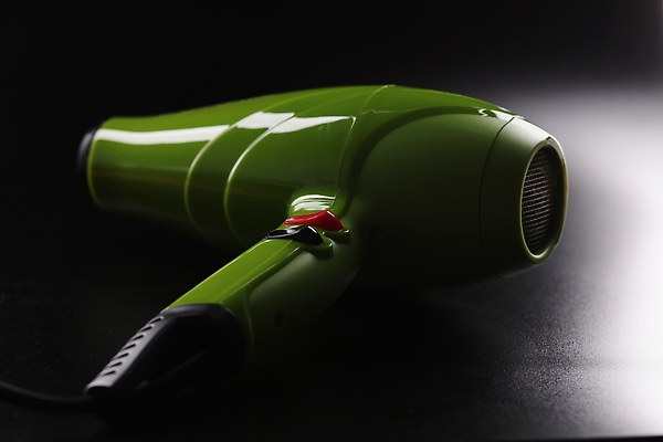 포토 JPG 해외이미지 모양 모델 직업 헤어스타일 디자인 백그라운드 새로움 건조 실내 손잡이 사람없음 초록색 뷰티 상점 미니어처 장비 젖음 기구 공구 뜨거움 드라이어 미용사 이발 묘사 서식 잠금 난방 주인 이발소 미니 이발사 타격 해외202309 해외포토 컬러 컨셉 모션 내부 모형 도구 미용용품 뷰티샵 보안 파일형식