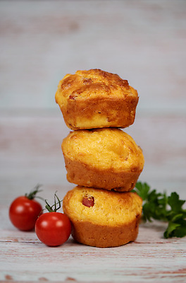 포토 JPG 해외이미지 라이프스타일 접시 음식 빵 백그라운드 채소 치즈 건강 사람없음 갈색 노란색 케이크 계란 식사 빵집 흰색 대접 신선 맛 아침식사 굽기 먹기 햄 브런치 소금 머핀 베이컨 레시피 바질 오믈렛 점심식사 쪽파 쉬운 입가심 짠맛 페스츄리 해로움 핸드메이드 맛있는 해외202309 해외포토 식기 컬러 컨셉 모션 디저트 유제품 육류 돼지고기 생활 상점 알 계란요리 구이 파 파일형식