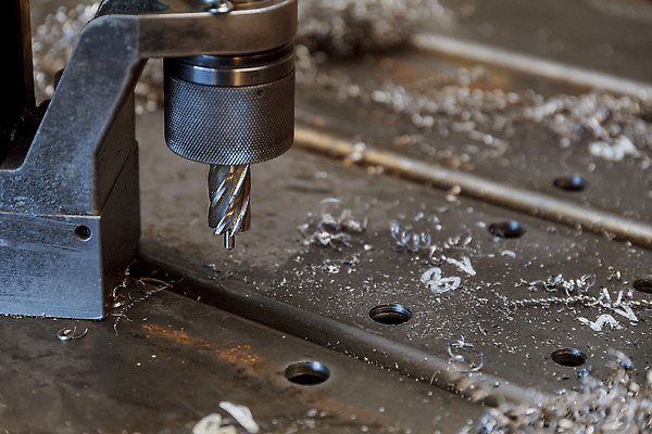 포토 JPG 해외이미지 손 산업 공장 나선형 사람없음 금속 힘 기계 장비 공구 나사 업무 구멍 작업실 제조 천 철 회전 치수 튜브 무거움 공학 자석 모터 방법 부스러기 송곳 철강 핵심 해외202309 해외포토 교육 무늬 공업 재질 신체부위 도구 직물 작업 무게 파일형식