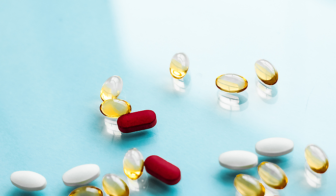 포토 JPG 해외이미지 건강 사람없음 치료 알약 여러개 의료용품 낟알 약국 오브젝트 영양제 해외202309 해외포토 다수 의학 의료기기 약 파일형식