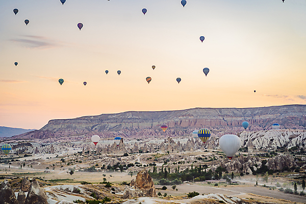 포토 JPG 해외이미지 여행 하늘 사람없음 야외 일몰 로맨틱 열기구 튀르키예 해외202309 해외포토 아시아 컨셉 항공교통 노을 파일형식