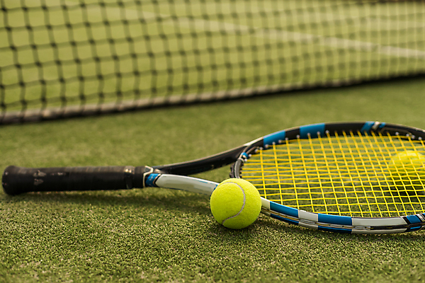 포토 JPG 해외이미지 스포츠 백그라운드 사람없음 테니스 라켓 테니스라켓 테니스공 오브젝트 해외202309 해외포토 스포츠용품 공 구기 테니스용품 파일형식