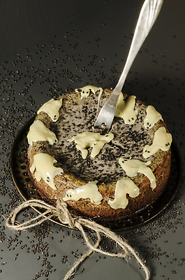 포토 JPG 해외이미지 식기 접시 밧줄 음식 컬러 부분 탁자 휴가 디저트 치즈 미술 사람없음 세로 초록색 케이크 검은색 식사 할로윈 회색 껍질 가을 흰색 달콤 유령 굽기 먹기 크림 유기농 깨 건강식 몬스터 정물화 페스츄리 핸드메이드 해외202309 해외포토 웰빙 계절 줄 빵 가구 식재료 모션 문화예술 유제품 조미료 맛 구이 그림 파일형식