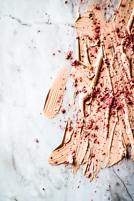 포토 JPG 해외이미지 백그라운드 사람없음 화려 가루 크림 질감 아이섀도 파운데이션 해외202309 해외포토 컨셉 화장품 파일형식