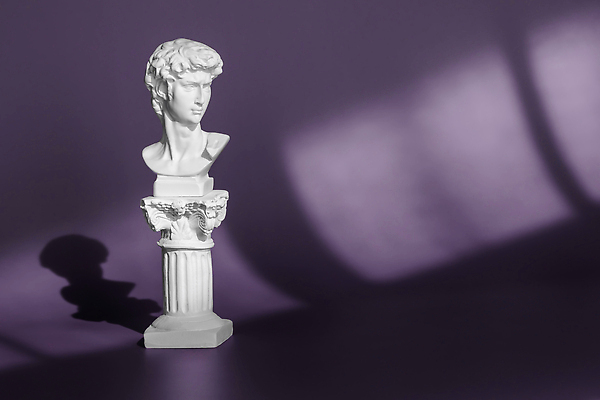 포토 JPG 해외이미지 템플릿 디자인 남자 조각 창문 표면 추상 실내 그림자 미술 서기 사람 사람없음 내부 장식 빛 햇빛 조각상 반사 머리 맑음 보라색 화장품 무대 흰색 발표 클래식 상품 제비꽃 받침대 진열장 대리석 덮기 몸통 그리스인 천연기념물 르네상스 지휘대 미니멀 해외202309 해외포토 서양인 꽃 컬러 컨셉 무늬 재료 모션 날씨 문화예술 신체부위 태양 조형물 뷰티 파일형식