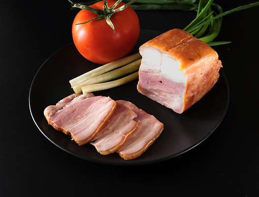 포토 JPG 해외이미지 음식 빵 조각 백그라운드 토마토 채소 재료 탁자 양파 치즈 샌드위치 건강 마늘 육류 돼지고기 요리 사람없음 목재 빨간색 초록색 식당 요리사 식사 저녁식사 치킨 샐러드 흰색 신선 맛 그릴 아침식사 상추 속도 준비 유기농 햄 날것 토스트 베이컨 점심식사 고립 핸드메이드 맛있는 해외202309 해외포토 나무 직업 웰빙 컬러 가구 컨셉 식재료 주방용품 유제품 상점 닭고기요리 파일형식