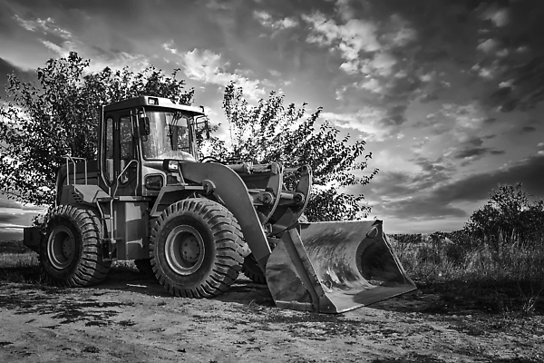 포토 JPG 해외이미지 구름 산업 지구 모래 포즈 백그라운드 하늘 흑백 풍경 사람없음 야외 검은색 힘 기계 흙 장비 화물 흰색 업무 바퀴 큼 땅 불도저 굴착기 삽 발굴 양동이 국자 먼지 트랙터 무거움 단절 땅바닥 땅파기 채석 해외202309 해외포토 자연요소 컬러 주방용품 바닥 촬영기법 운송업 작업 중장비 무게 크기 농기계 특수차량 파일형식