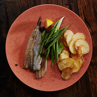 포토 JPG 해외이미지 전통 접시 음식 조각 백그라운드 채소 양파 감자 건강 이집트 노르웨이 어류 요리 사람없음 초록색 식사 저녁식사 흰색 신선 맛 정상 굽기 지중해 레몬 해산물 준비 날것 피클 후추 훈제 절임 청어 핸드메이드 맛있는 해외202309 해외포토 식기 유럽 바다 컬러 컨셉 과일 아프리카 수중동물 구이 향신료 파일형식