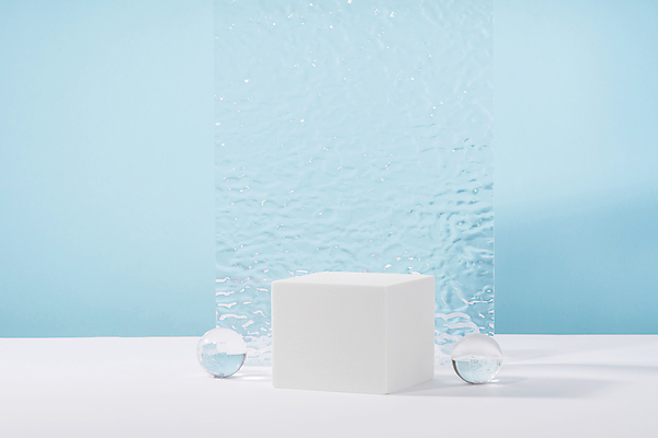 포토 JPG 해외이미지 디자인 백그라운드 포장 유리 추상 실내 실험 그림자 사람없음 파란색 세트 뷰티 유행 화장품 무대 흰색 투명 발표 상품 플라스틱 받침대 큐브 오브젝트 서식 복고 정사각형 심플 장면 기하학 단상 구성 지휘대 파스텔톤 목업 아크릴 스타일 브랜딩 미니멀 비어있는 해외202309 해외포토 도형 컬러 무늬 재질 내부 파일형식