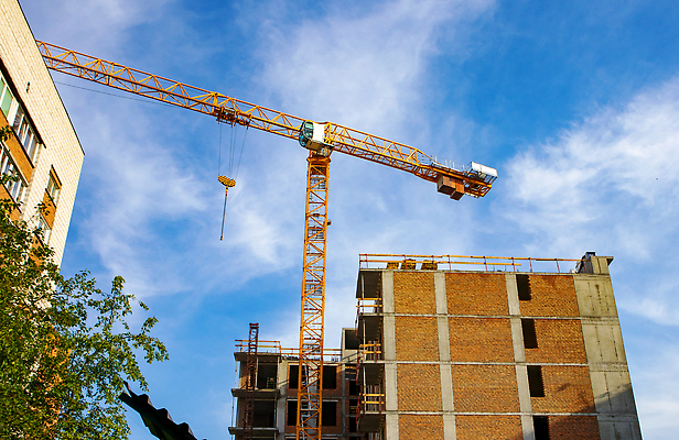 포토 JPG 해외이미지 산업 비즈니스 건축양식 하늘 부동산 벽돌 새로움 주택 사람없음 건물 파란색 햇빛 노란색 일출 금속 고층빌딩 장비 도시 업무 기중기 투자 러시아 공학 노려봄 발판 대출 개발 구역 철강 콘크리트 프로젝트 해외202309 해외포토 건축물 교육 건축 유럽 컬러 컨셉 재질 표정 빌딩 금융 태양 노을 작업 중장비 재산 파일형식