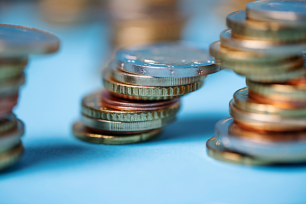 포토 JPG 해외이미지 디자인 유럽 컬러 백그라운드 컨셉 돈 일러스트 비즈니스 성공 사람없음 금융 경제 파란색 쌓기 달러 탑 금속 동전 저축 유로 성장 그룹 변화 시장 재산 황금 주식 속도 투자 상업 보물 월급 센트 수입 해외202309 해외포토 건축물 나라 모션 재질 파일형식