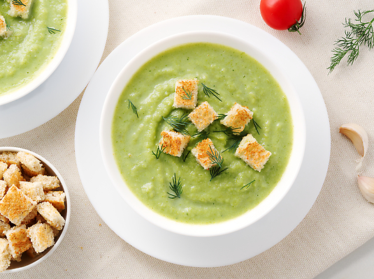 포토 JPG 해외이미지 접시 어린이 음식 백그라운드 2 다이어트 채소 감자 건강 요리 사람없음 컵 초록색 흰색 사발 수프 큼 브로콜리 크림 속도 메뉴 냅킨 항공촬영 주키니 채식주의자 콘크리트 크루통 비건 해외202309 해외포토 식기 빵 뷰포인트 컬러 사람 사기그릇 크기 채식 파일형식