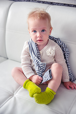 포토 JPG 해외이미지 어린이 주택 한명 사람 침실 작음 걸음마 해외202309 해외포토 1 모션 건물 크기 파일형식