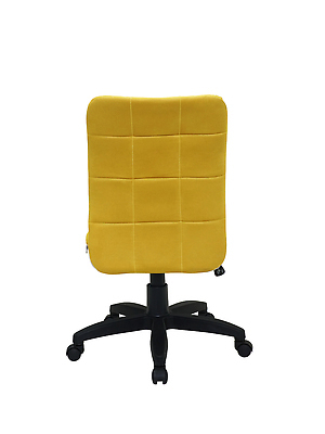 포토 JPG 해외이미지 디자인 가구 백그라운드 의자 휴식 주택 앉기 사람없음 내부 뒷모습 세로 사무실 노란색 검은색 흰색 업무 바퀴 클래식 플라스틱 자르기 오브젝트 흰배경 안락의자 부드러움 위치 조절 고립 돌리기 스타일 미니멀 안락 해외202309 해외포토 뷰포인트 컬러 생활용품 컨셉 비즈니스 모션 재질 건물 작업 감각 파일형식