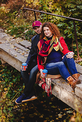 포토 JPG 해외이미지 백인 라이프스타일 커플 여자 남자 행복 백그라운드 2 데이트 가족 관계 포옹 자연 남편 키스 함께함 실내 이야기 사랑 사람 성인 야외 두명 여름 뷰티 유행 임신 낭만 흰색 아내 냄새 스타일 혜택 해외202309 해외포토 서양인 계절 감정 컬러 컨셉 안기 내부 생활 애정표현 생태계 파일형식