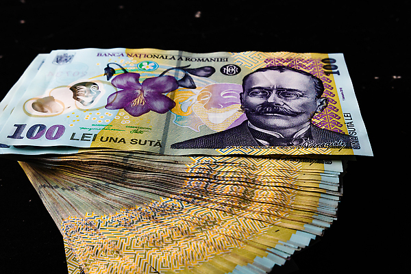 포토 JPG 해외이미지 백그라운드 컨셉 지폐 돈 비즈니스 사람없음 금융 경제 저축 재산 투자 환율 루마니아 부정부패 유럽연합 해외202309 해외포토 유럽 파일형식