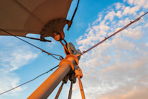 포토 JPG 해외이미지 산업 건축양식 지붕 사람없음 건물 금속 접속 시스템 철강 해외202309 해외포토 건축물 건축 재질 파일형식