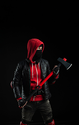 포토 JPG 해외이미지 옷 무기 컬러 가면 사람없음 빨간색 유행 힘 분노 결심 시스템 반대 반항 해커 집회 항의 스타일 해외202309 해외포토 감정 컨셉 모션 범죄 파일형식