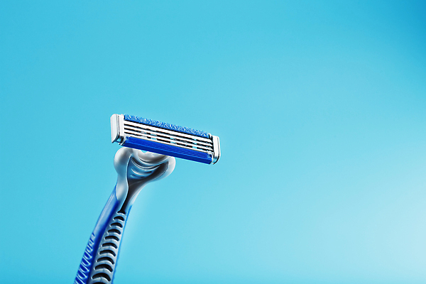 포토 JPG 해외이미지 사람없음 파란색 시원함 면도기 카피스페이스 해외202309 해외포토 컬러 위생용품 공백 파일형식