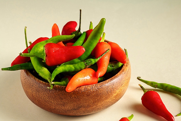 포토 JPG 해외이미지 식물 농업 채소 재료 자연 고추 멕시코 파프리카 건강 요리 사람없음 빨간색 초록색 신선 뜨거움 양념 시장 맛 먹기 향신료 묘사 유기농 매움 날것 날카로움 향료 후추 비타민 칠레 내추럴 연소 살사댄스 숙성 페퍼로니 할라피뇨 해외202309 해외포토 웰빙 산업 컬러 컨셉 북아메리카 모션 춤 남아메리카 소시지 생태계 향기 냄새 영양소 향미료 파일형식