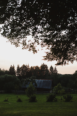 포토 JPG 해외이미지 라이프스타일 계절 공원 유럽 여행 백그라운드 잎 밭 골프 자연 하늘 날씨 휴가 파노라마 사람없음 야외 뷰티 농장 농경지 평화 환경 맑음 일몰 산책 시골 장면 내추럴 밭일 생태학 수평선 해외202309 해외포토 식물 공공시설 교육 나라 컨셉 농업 휴식 촬영기법 생활 구기 노을 생태계 파일형식