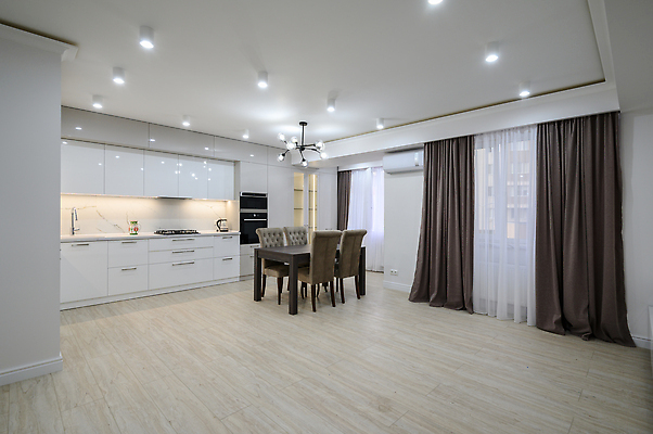 포토 JPG 해외이미지 디자인 가구 의자 탁자 부동산 새로움 바닥 아파트 주택 아이디어 실내 사람없음 내부 장식 뷰티 우주 주방 식사 기계 방 흰색 재산 고급 수리 오븐 큼 계산대 캐비닛 진열장 리빙 대여 진짜 해외202309 해외포토 컬러 생활용품 컨셉 건물 금융 가전제품 크기 사물함 파일형식