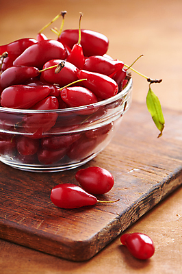 포토 JPG 해외이미지 열매 꽃 음식 과일 자연 유리 요리 사람없음 빨간색 쌓기 주방 정원 신선 달콤 맛 먹기 원예 흙더미 숙성 채식주의자 퀼트 맛있는 해외202309 해외포토 식물 컬러 컨셉 모션 재질 취미 흙 생태계 채식 파일형식 더미