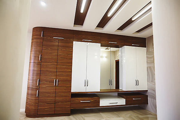 포토 JPG 해외이미지 디자인 벽 가구 건축양식 창문 새로움 선반 바닥 아파트 주택 실내 사람없음 내부 목재 세트 우주 상점 방 흰색 오픈 장롱 복도 재산 고급 상품 찬장 통로 심플 롤 리빙 진짜 파케트 비어있는 해외202309 해외포토 나무 건축 컬러 생활용품 컨셉 재료 건물 금융 파일형식