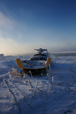 포토 JPG 해외이미지 스포츠 여행 캐나다 겨울 교통시설 자연 하늘 날씨 사람없음 야외 햇빛 태양 노란색 맑음 냉동 기계 일몰 추위 흰색 황무지 땅 북극 북쪽 멀리 눈내림 해외202309 해외포토 자연요소 계절 컬러 교통 북아메리카 눈_날씨 노을 극지방 방향 시설 생태계 파일형식