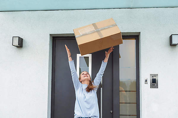 포토 JPG 해외이미지 백인 남자 행복 중년 응원 청소년 성공 주택 표정 창조 한명 미소 20대 캐주얼 노트북 기쁨 흰색 축하 우승 작업 흥분 성인남자만 성인여자만 해외202309 해외포토 서양인 1 옷 감정 컬러 컨셉 사람 청년 성인 건물 전자제품 최고 남자만 여자만 성인만 파일형식