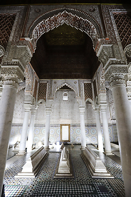 포토 JPG 해외이미지 전통 문화 여행 건축양식 아프리카 사람없음 건물 궁전 수확 무덤 화려 역사 이슬람교 아치 모자이크 모로코 랜드마크 메디나 아랍어 옛날 해외202309 해외포토 건축물 건축 나라 종교 컨셉 고건축 농업 파일형식
