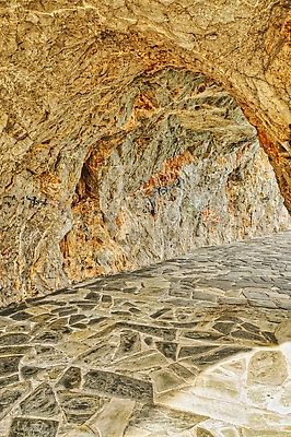 포토 JPG 해외이미지 바다 여행 풍경 사람없음 도시풍경 걷기 산책로 도시 보행로 지중해 그리스 타운 그리스인 랜드마크 해외202309 해외포토 서양인 유럽 길 모션 파일형식