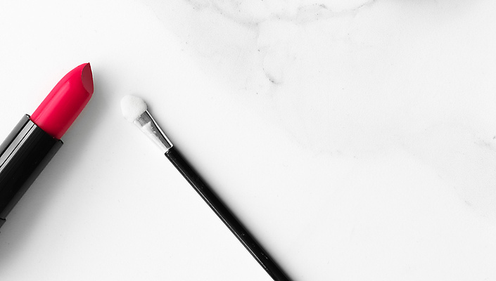 포토 JPG 해외이미지 백그라운드 사람없음 립스틱 두개 대리석 메이크업브러쉬 진분홍색 카피스페이스 해외202309 해외포토 분홍색 2 재료 화장품 공백 붓 파일형식