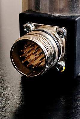 포토 JPG 해외이미지 산업 길 백그라운드 공장 통 사람없음 세로 전자제품 컴퓨터 검은색 힘 장비 에너지 과학기술 흰색 회전 드럼 시스템 모터 관리자 센서 송신기 엘리먼트 자동 자동화 광학 국경 해외202309 해외포토 컬러 공업 타악기 기술 파일형식