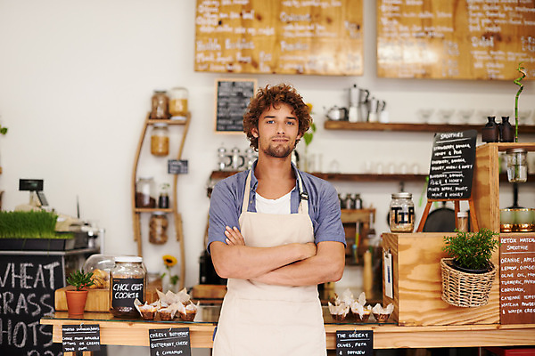 포토 JPG 해외이미지 응시 남자 사업가 성공 한명 성인 앞모습 팔짱 상점 카페 사장 직원 자영업 성인남자한명만 소상공인 해외202309 해외포토 직업 1 시선 뷰포인트 컨셉 비즈니스 모션 사람 경제 상인 남자한명만 성인남자만 파일형식