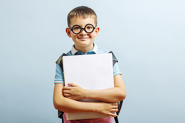 포토 JPG 해외이미지 학생 배너 교육 행복 안경 어린이 백그라운드 컨셉 배낭 학교 실내 한명 미소 사람 책 스터디 뷰티 노란색 세일 우주 상점 흰색 잡기 작음 교과서 준비 성적 고립 멍청이 무료 비어있는 해외202309 해외포토 1 잡화 감정 컬러 가방 모션 교재 표정 내부 학습 크기 파일형식