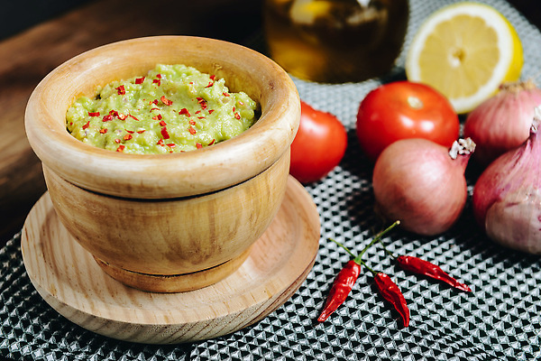 포토 JPG 해외이미지 전통 접시 음식 백그라운드 다이어트 토마토 채소 고추 탁자 양파 멕시코 건강 옥수수 요리 사람없음 목재 초록색 컬러풀 식사 시골 신선 사발 맛 유기농 매움 날것 아보카도 점심식사 과카몰리 살사댄스 채식주의자 핸드메이드 비건 맛있는 해외202309 해외포토 나무 식기 웰빙 컬러 가구 컨셉 북아메리카 과일 재료 곡류 춤 사기그릇 소스_음식 채식 파일형식