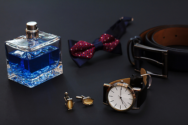 포토 JPG 해외이미지 디자인 남자 백그라운드 컨셉 돈 비즈니스 성공 나비넥타이 넥타이 사람없음 금융 쇼핑 유행 금속 검은색 시간 비즈니스맨 재산 고급 우아함 정상 가죽 실크 손목 손목시계 향수 오브젝트 분 철강 쾰른 스타일 해외202309 해외포토 잡화 시계 컬러 장신구 재질 독일 사람 신체부위 경제 화장품 직물 직장인 파일형식