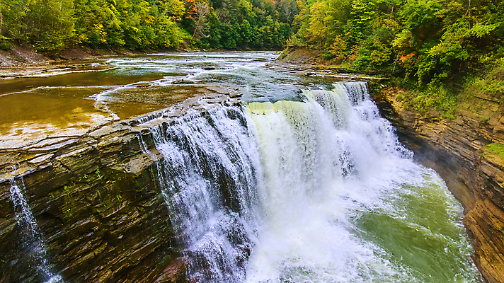 포토 JPG 해외이미지 나무 계절 공원 여행 모션 자연 산 안테나 이끼 사람없음 야외 물 강 환경 골짜기 계곡 봄 폭포 젖음 흐름 개울 떨어짐 숲 뉴욕 내추럴 드론 해외202309 해외포토 자연요소 식물 공공시설 컨셉 통신 미국 생태계 파일형식