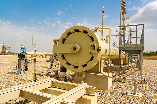 포토 JPG 해외이미지 공공시설 산업 밭 공장 자연 사람없음 앞모습 금속 힘 장비 에너지 나사 저수지 뜨거움 제조 휘발유 파편 철 잠금 전염 화석 연료 가스 세대 전송 복잡 설치 압력 조작 철강 파이프라인 공급 해외202309 해외포토 뷰포인트 컨셉 농업 공업 재질 공구 석유 질병 시설 생태계 보안 파이프_관 감염 파일형식