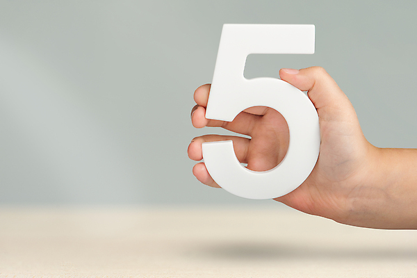 포토 JPG 해외이미지 손 백그라운드 컨셉 사람 사람없음 금융 쇼핑 숫자 우주 흰색 잡기 업무 일주일 생일 퍼센트 구매 계획 소프트포커스 가격 하락 심볼 사인 속도 성적 5 보여주기 승진 관심 마케팅 옛날 비용 해외202309 해외포토 문자 교육 기념일 컬러 모션 촬영기법 신체부위 경제 작업 특수기호 파일형식