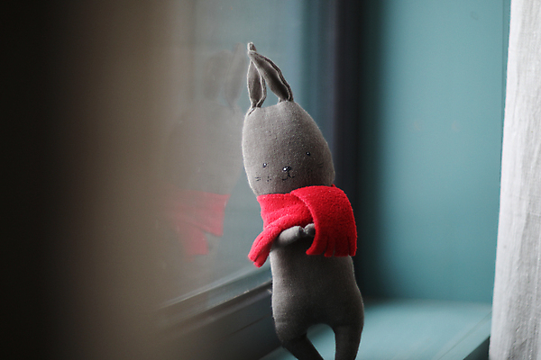 포토 JPG 해외이미지 동물 어린이 인형 가족 부활절 선물 사랑 사람없음 장식 가로 반려동물 장난감 갈색 귀여움 축제 봄 우정 놀이방 기쁨 미니어처 낭만 축하 아기 직물 토끼 신용카드 달콤 심볼 오브젝트 귀 부드러움 솜털 폭식 꼭두각시 핸드메이드 해외202309 해외포토 계절 기념일 감정 컬러 컨셉 포유류 관계 사람 신체부위 금융 친구 모형 감각 맛 파일형식