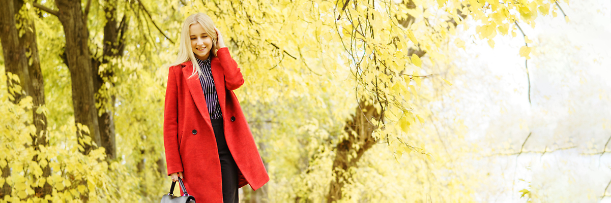 포토 JPG 해외이미지 모델 라이프스타일 옷 여자 포즈 잎 겨울 자연 거리 한명 미소 사람 성인 야외 빨간색 금발 뷰티 노란색 유행 걷기 목도리 봄 산책 코트 가을 표현 도시 비즈니스우먼 우아함 떨어짐 타운 사방 스타일 해외202309 해외포토 식물 1 헤어스타일 잡화 계절 컬러 컨셉 비즈니스 모션 휴식 표정 생활 외투 직장인 생태계 파일형식