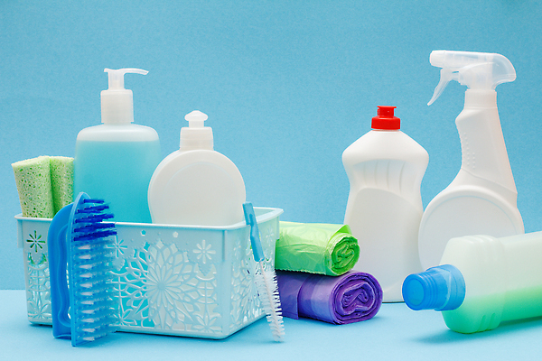 포토 JPG 해외이미지 비닐봉투 사람없음 바구니 깨끗함 솔 청소도구 청소 세제 오브젝트 담기 해외202309 해외포토 컨셉 모션 봉투 도구 파일형식