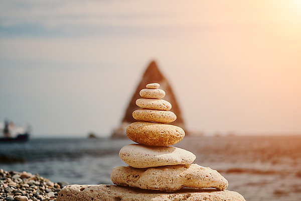 포토 JPG 해외이미지 라이프스타일 배너 커플 실루엣 선 모래 바다 백그라운드 컨셉 패턴 불교 요가 가족 자연 추상 휴식 건강 사랑 풍경 사람없음 물 여름 파란색 태양 쌓기 평화 탑 스파 화목 침묵 일몰 조약돌 바위 마사지 사찰 영혼 심볼 명상 피라미드 내추럴 해외202309 해외포토 자연요소 건축물 웰빙 계절 감정 종교 컬러 무늬 관계 종교건축 모션 촬영기법 생활 노을 소리 돌_바위 생태계 랜드마크 파일형식